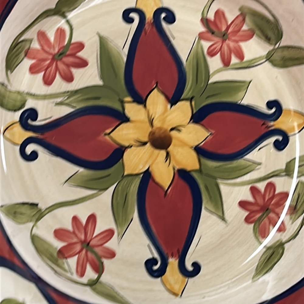 Pier 1 earthenware 11” salad/serving bowl in retired Vallarta pattern. - Picture 10 of 13